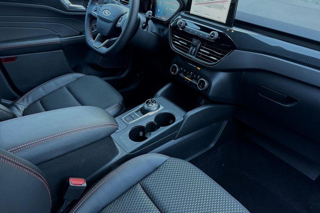 new 2024 Ford Escape car, priced at $32,985