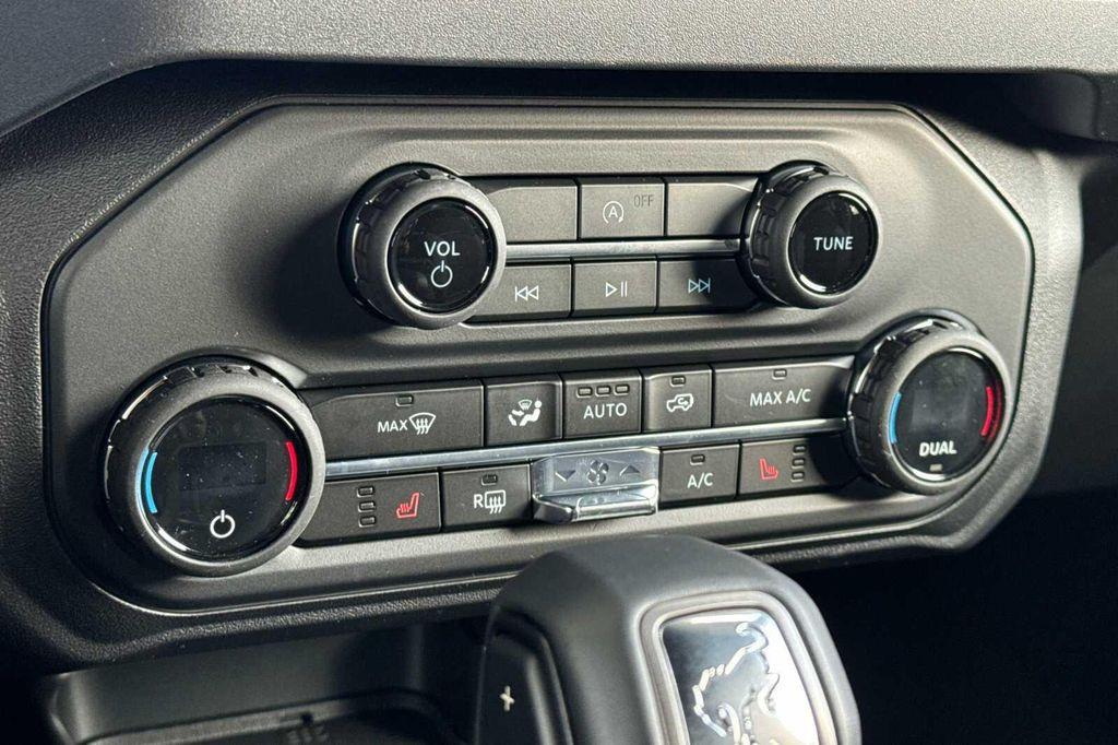 new 2025 Ford Bronco car, priced at $47,970