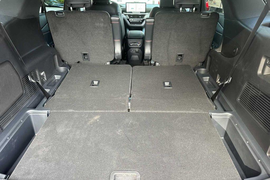 new 2025 Ford Explorer car, priced at $62,655