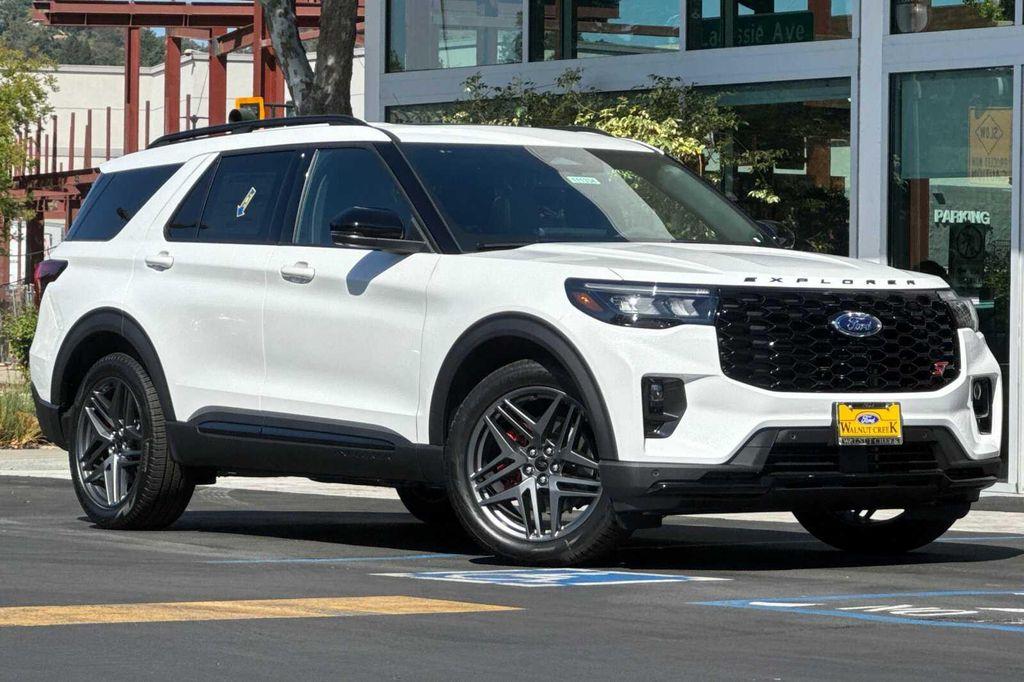 new 2025 Ford Explorer car, priced at $62,655