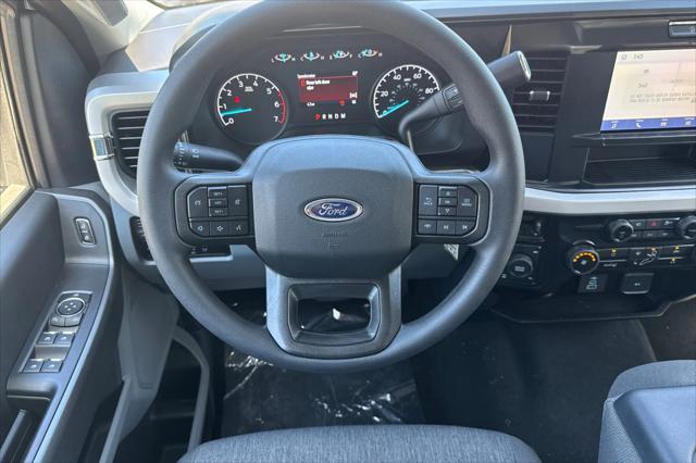 new 2025 Ford F-250 car, priced at $61,820