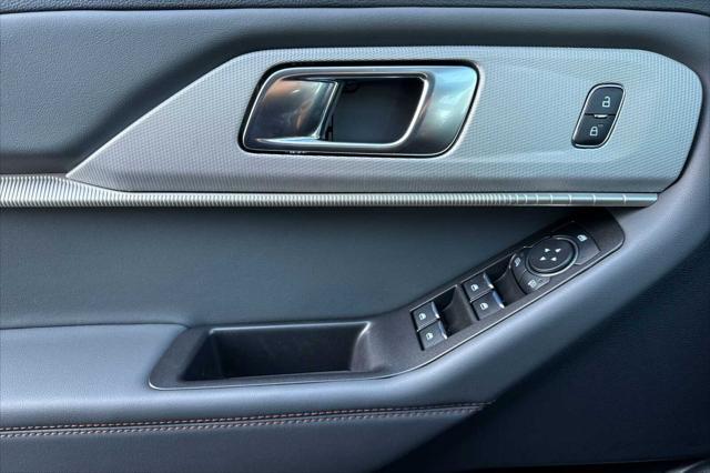 new 2025 Ford Explorer car, priced at $51,075