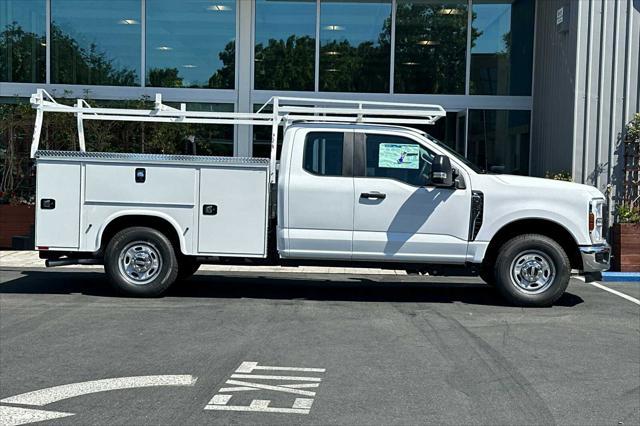 new 2025 Ford F-250 car