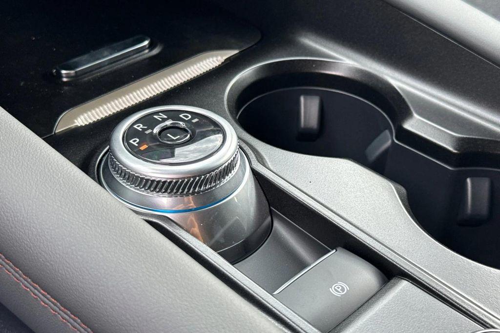 new 2025 Ford Explorer car, priced at $44,640