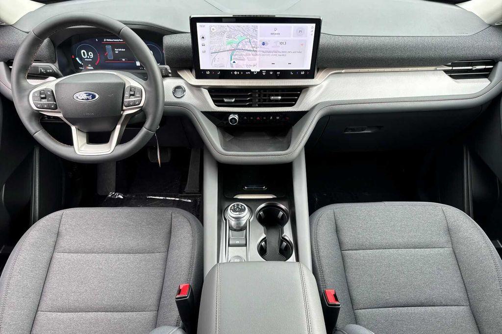 new 2025 Ford Explorer car, priced at $44,640