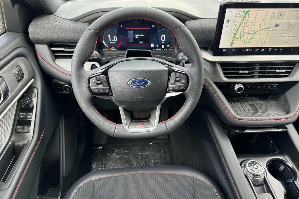 new 2025 Ford Explorer car, priced at $60,025