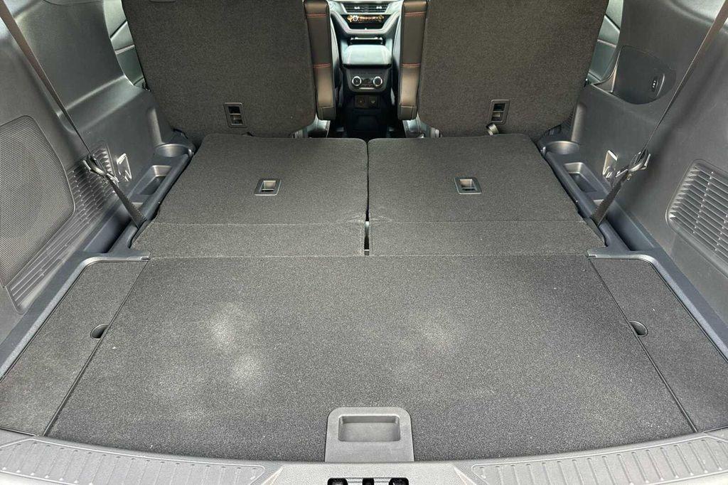 new 2025 Ford Explorer car, priced at $60,025