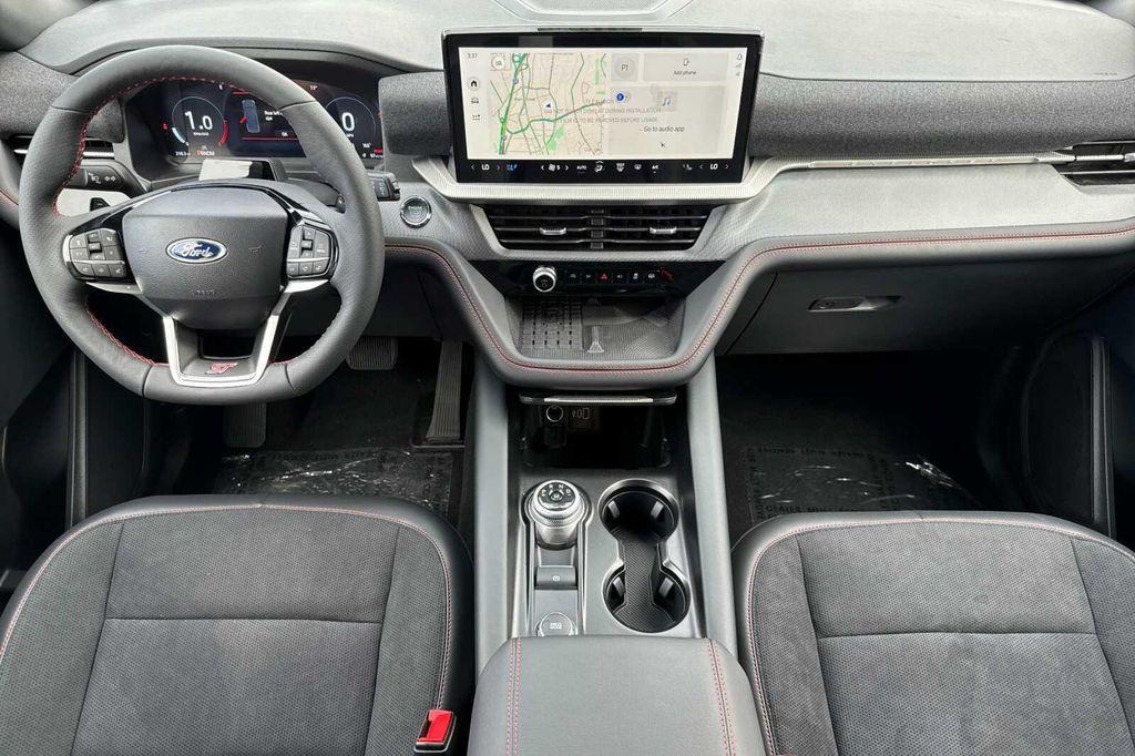 new 2025 Ford Explorer car, priced at $60,025