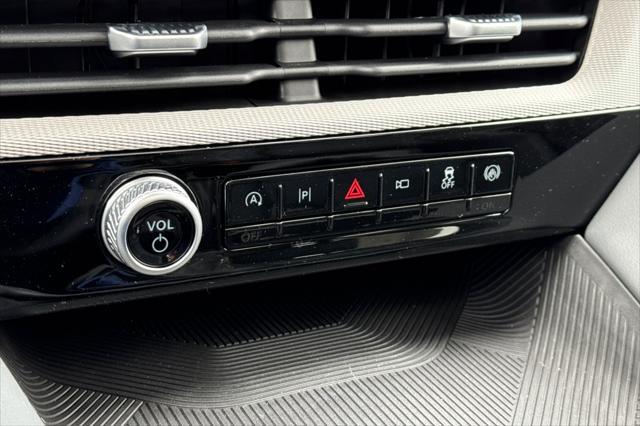new 2025 Ford Explorer car, priced at $49,900