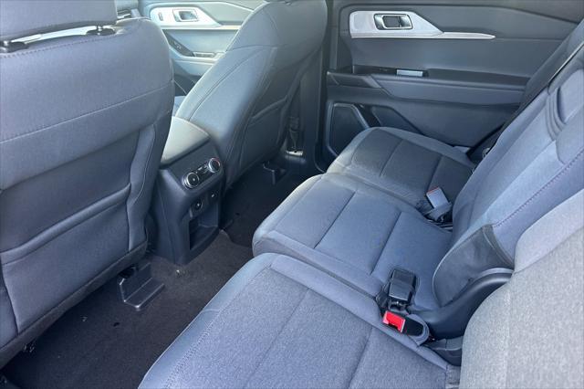 new 2025 Ford Explorer car, priced at $41,450