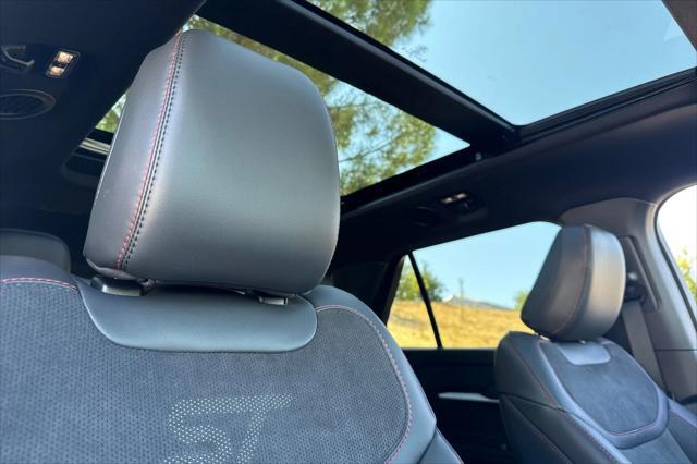 new 2025 Ford Explorer car, priced at $62,655