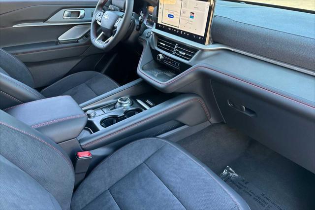 new 2025 Ford Explorer car, priced at $62,655
