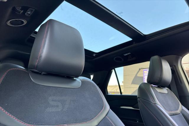 new 2025 Ford Explorer car, priced at $59,730