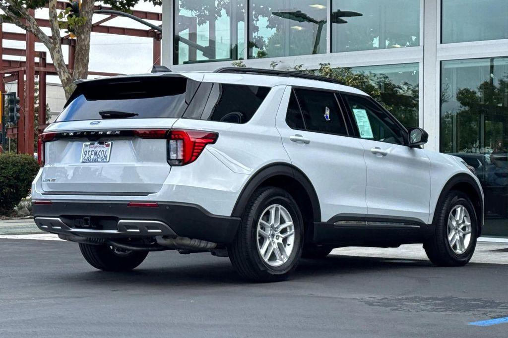 new 2025 Ford Explorer car, priced at $44,810
