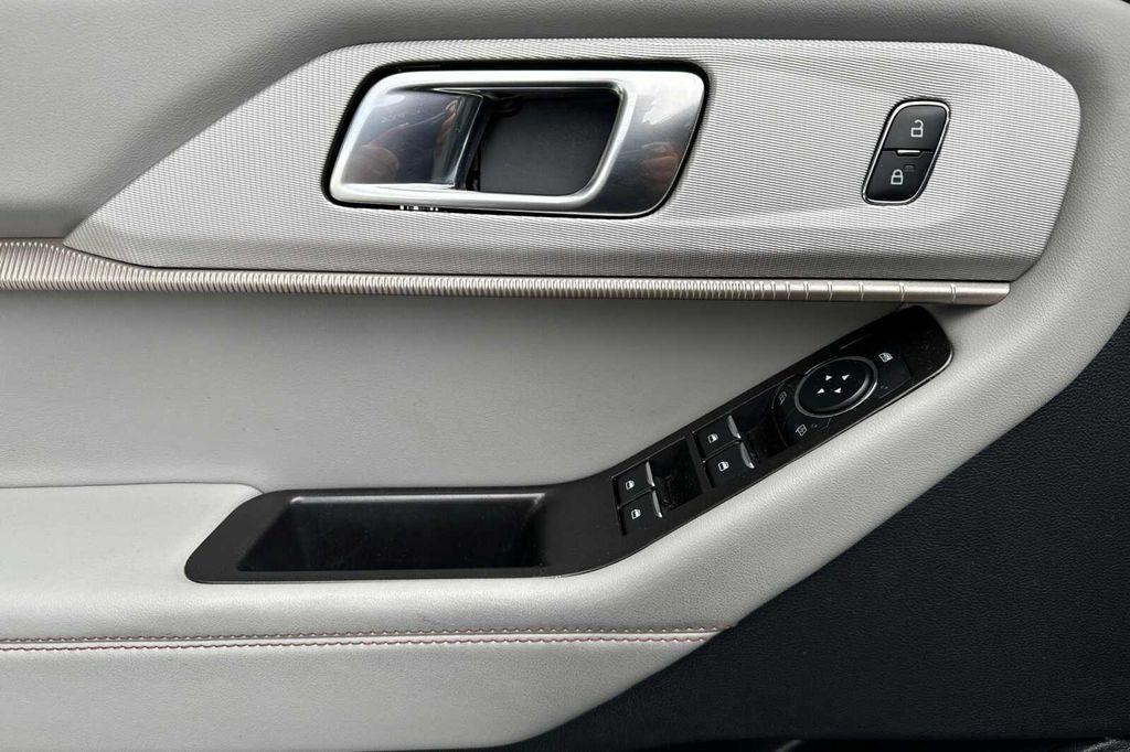 new 2025 Ford Explorer car, priced at $44,810