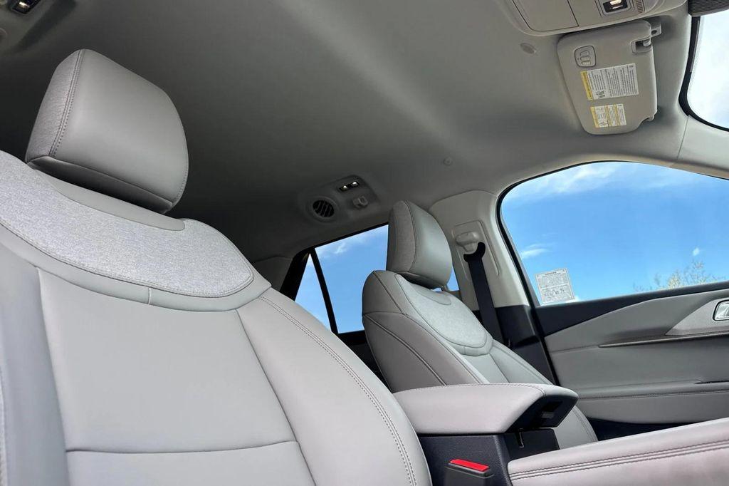 new 2025 Ford Explorer car, priced at $49,855