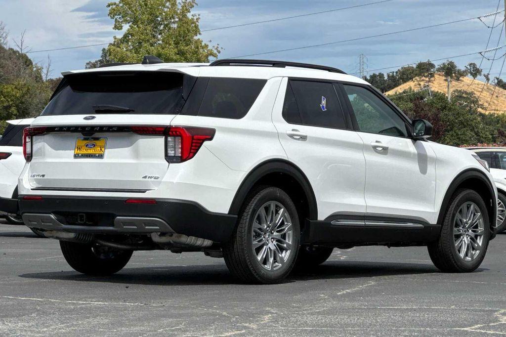 new 2025 Ford Explorer car, priced at $49,855