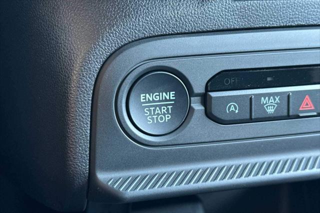 new 2025 Ford Bronco Sport car, priced at $34,685