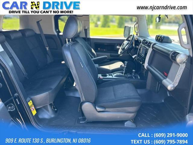 used 2007 Toyota FJ Cruiser car, priced at $10,500