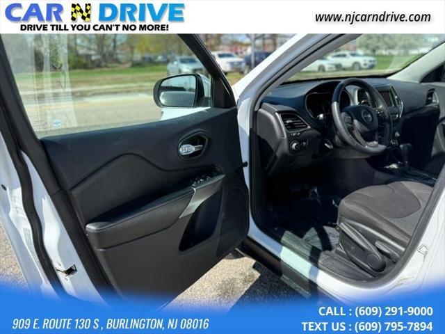 used 2019 Jeep Cherokee car, priced at $11,500