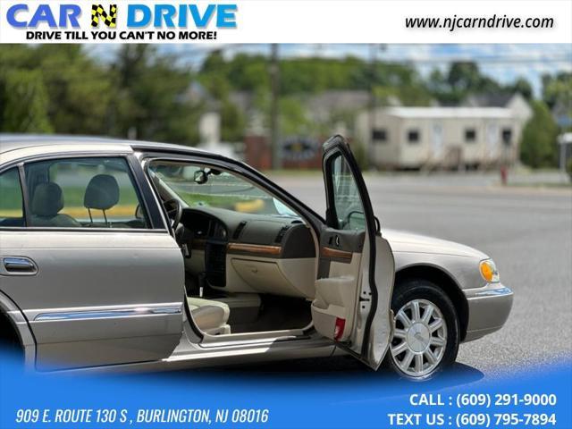 used 2002 Lincoln Continental car