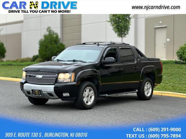 used 2009 Chevrolet Avalanche car, priced at $7,898