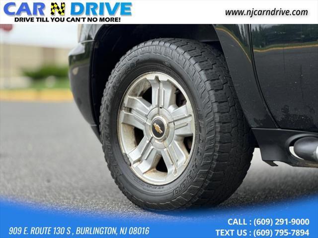 used 2009 Chevrolet Avalanche car, priced at $7,898
