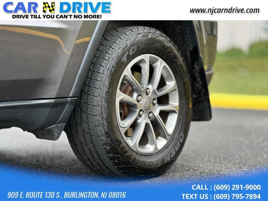 used 2015 Jeep Grand Cherokee car, priced at $9,895