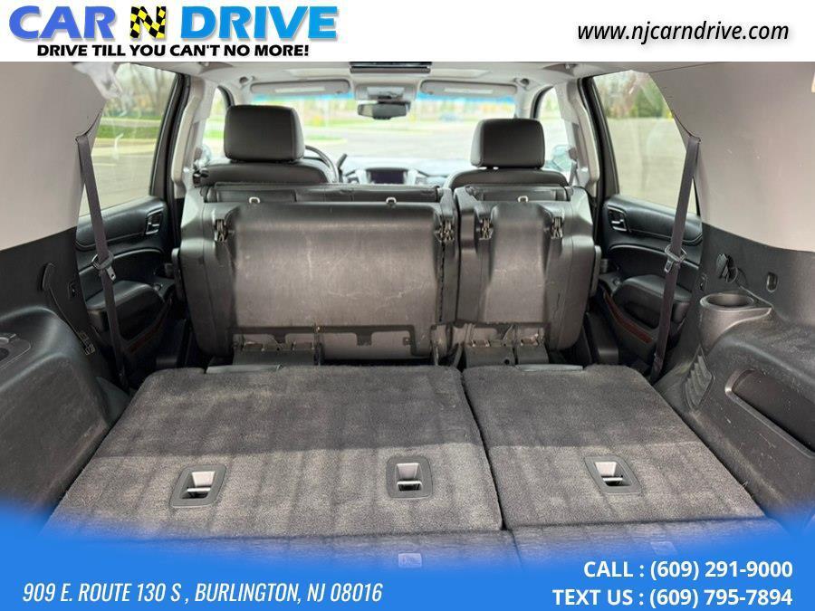 used 2015 GMC Yukon car, priced at $9,299