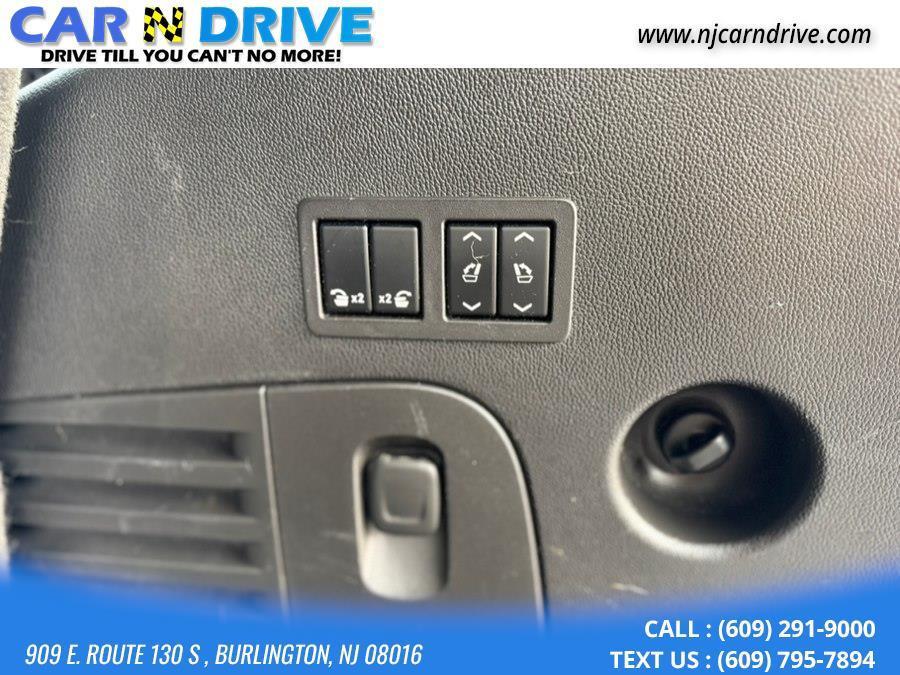 used 2015 GMC Yukon car, priced at $9,299