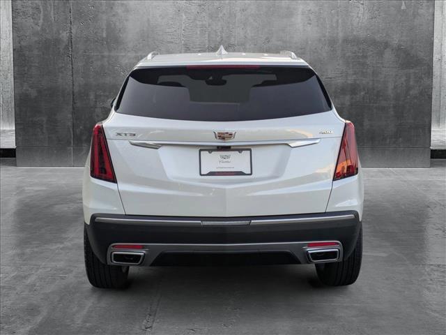 new 2025 Cadillac XT5 car, priced at $56,290