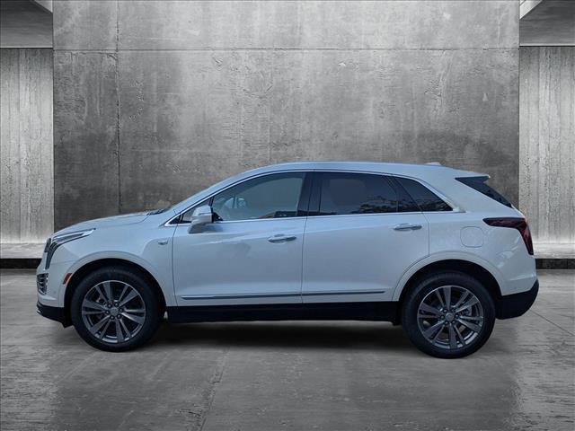 new 2025 Cadillac XT5 car, priced at $56,290