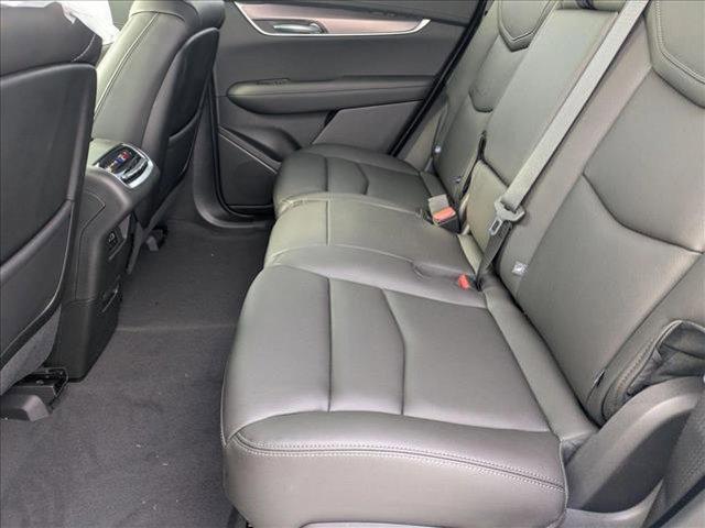 new 2025 Cadillac XT6 car, priced at $48,590