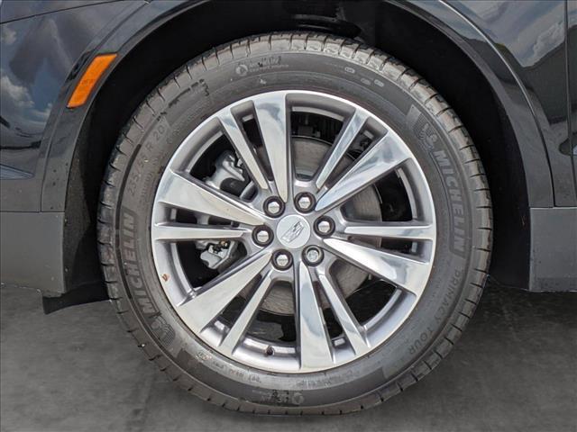 new 2024 Cadillac XT5 car, priced at $47,991