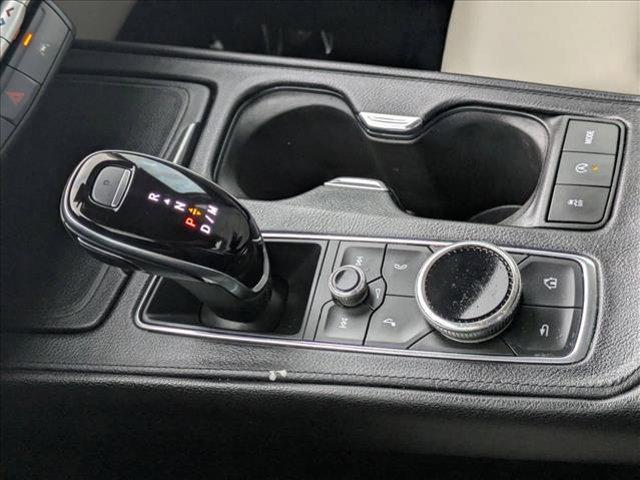 used 2020 Cadillac XT4 car, priced at $15,675