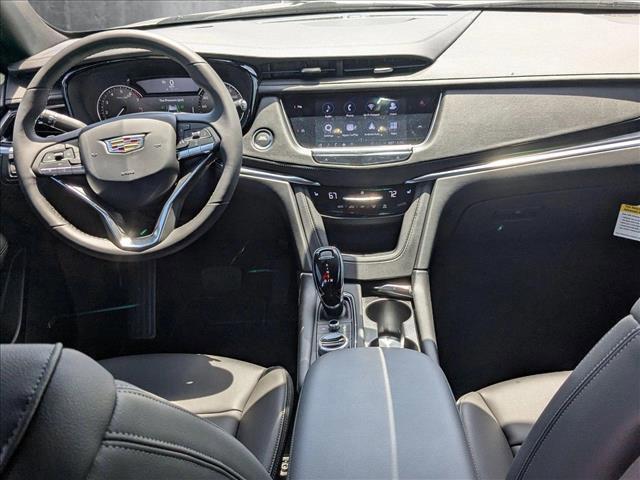 new 2025 Cadillac XT6 car, priced at $48,590