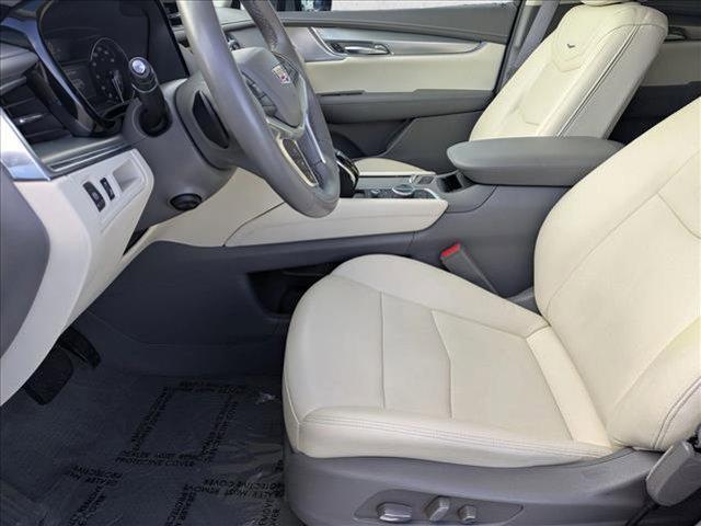 used 2024 Cadillac XT5 car, priced at $39,460