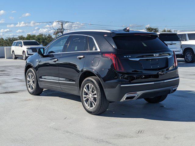 used 2022 Cadillac XT5 car, priced at $35,991