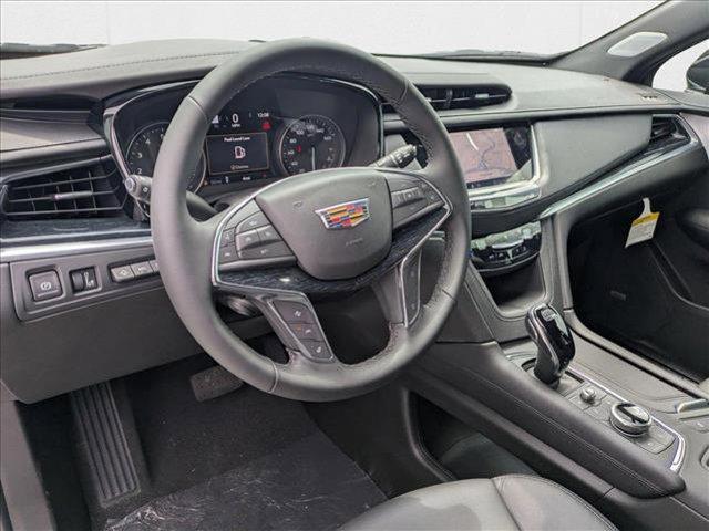 new 2025 Cadillac XT5 car, priced at $55,090