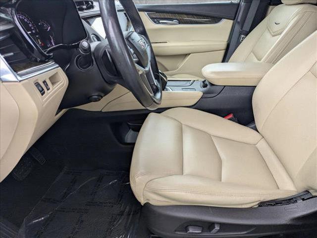 used 2017 Cadillac XT5 car, priced at $10,798