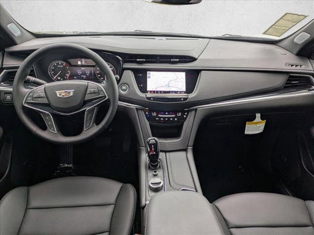 new 2025 Cadillac XT5 car, priced at $53,214