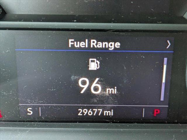 used 2022 Cadillac XT5 car, priced at $31,998