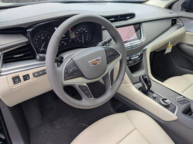new 2025 Cadillac XT5 car, priced at $55,790