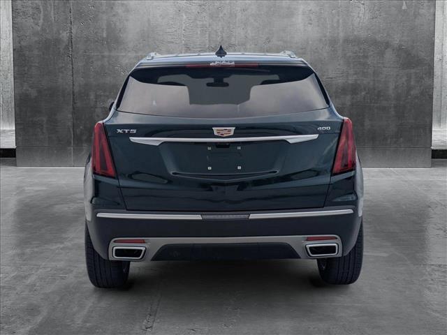 new 2025 Cadillac XT5 car, priced at $55,790