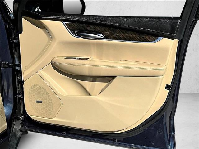 used 2018 Cadillac XT5 car, priced at $15,995