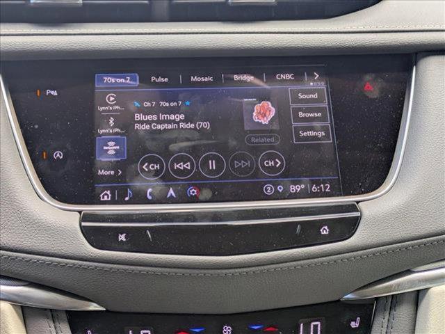 used 2023 Cadillac XT5 car, priced at $31,998