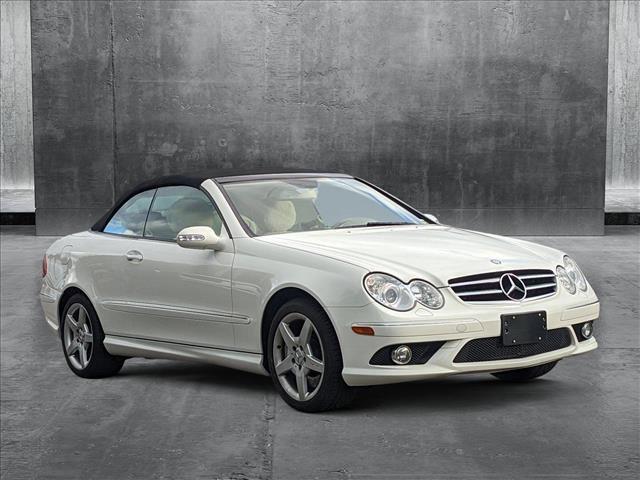 used 2007 Mercedes-Benz CLK-Class car, priced at $12,994