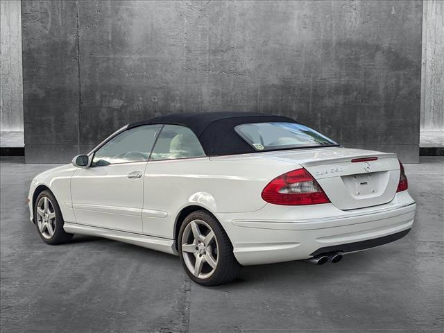 used 2007 Mercedes-Benz CLK-Class car, priced at $12,994