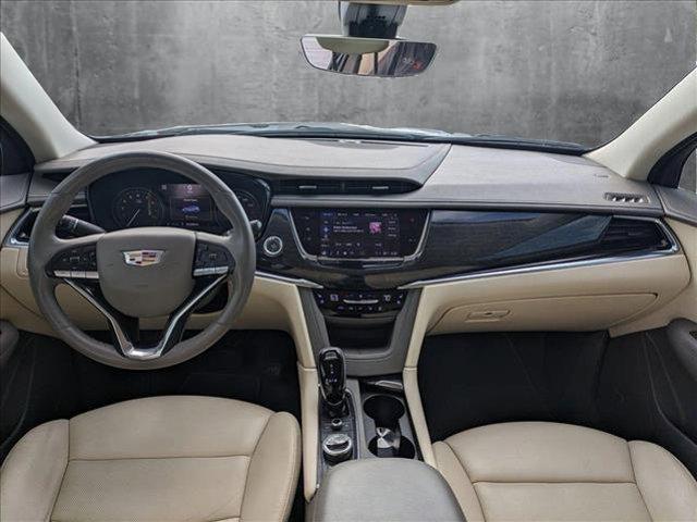 used 2022 Cadillac XT6 car, priced at $34,998