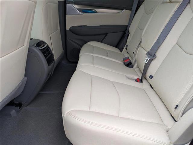 new 2025 Cadillac XT5 car, priced at $52,915